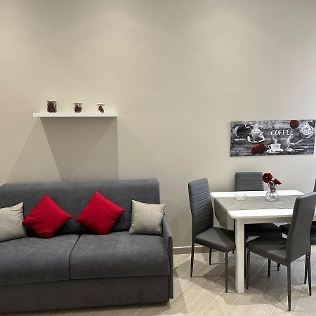 Carol Home Μπάρι Εξωτερικό φωτογραφία
